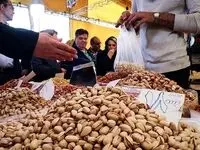 مردم و آجیل شب عید | وقتی گرانی سنت‌ها را کمرنگ می‌کند