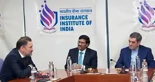 توافق ایران و هند بر سر آموزش‌های بیمه‌ای