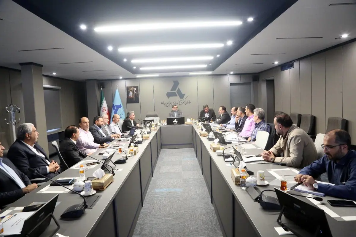 ضرورت عرضه و تقاضا با اولویت تولید داخلی در حوزه صنعتی ریلی