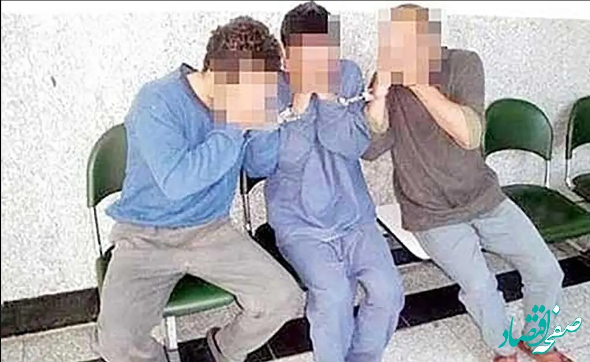 قتل وحشتناک پاکبان بی نوا بر سر جاروی پاکبانی/ 
سه قاتل قبل از ترک ایران بازداشت شدند 
