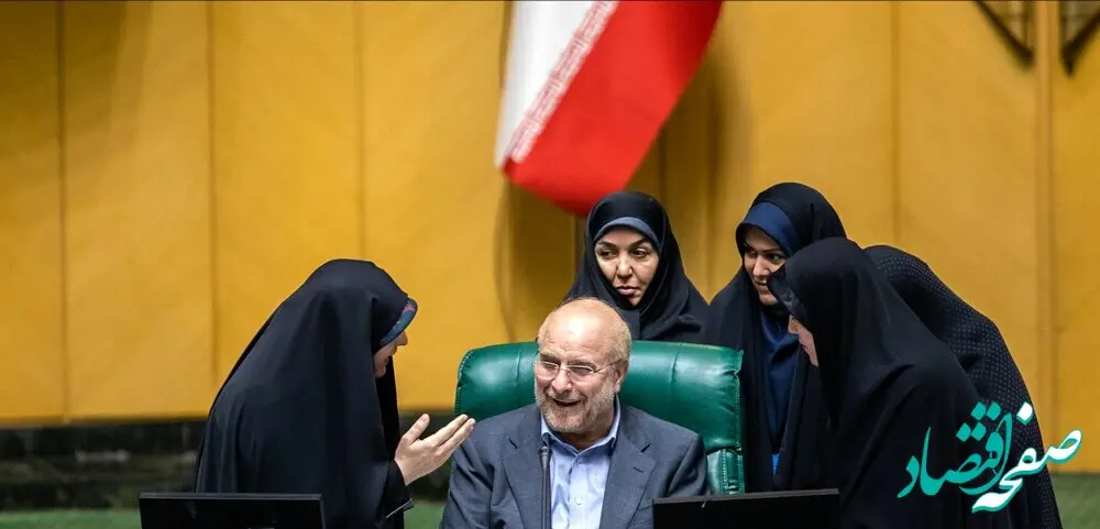 وقتی این زنان محمدباقر قالیباف را محاصره کردند + عکس