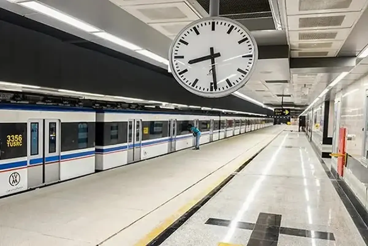 خبر مهم برای مسافران مترو تهران؛ ساعت کاری مترو دوباره تغییر کرد