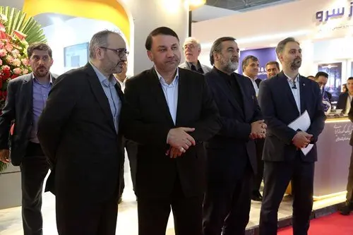 بازدید دکتر ابراهیمی از غرفه شرکت‌های تابعه بانک سپه در نمایشگاه ایران اکسپو ۲۰۲۵