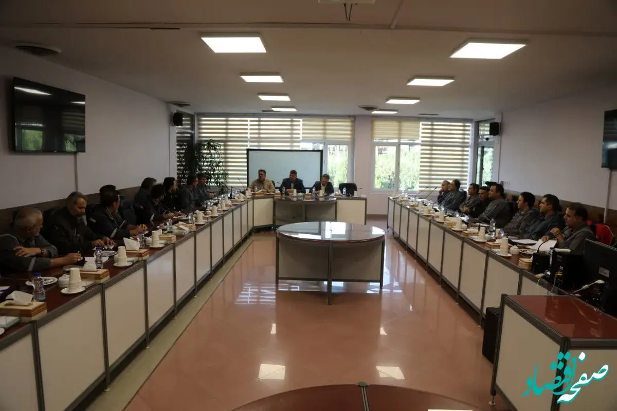 دیدار صمیمانه مدیرعامل شرکت پالایش نفت تهران با روسای نوبت کار