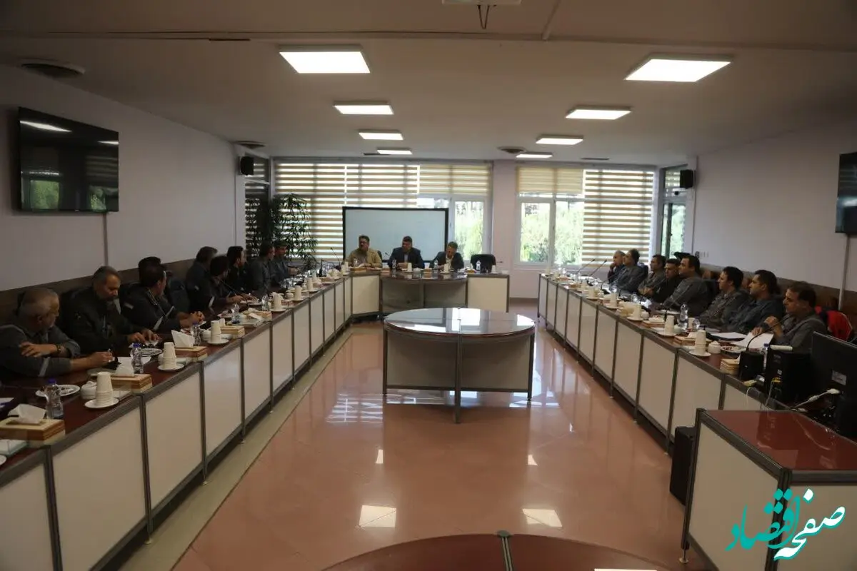 دیدار صمیمانه مدیرعامل شرکت پالایش نفت تهران با روسای نوبت کار
