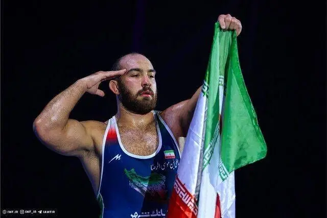 پیام تبریک مدیرعامل بانک ملی ایران به مناسبت قهرمانی امیرحسین زارع در رقابت‌های جهانی کشتی آزاد