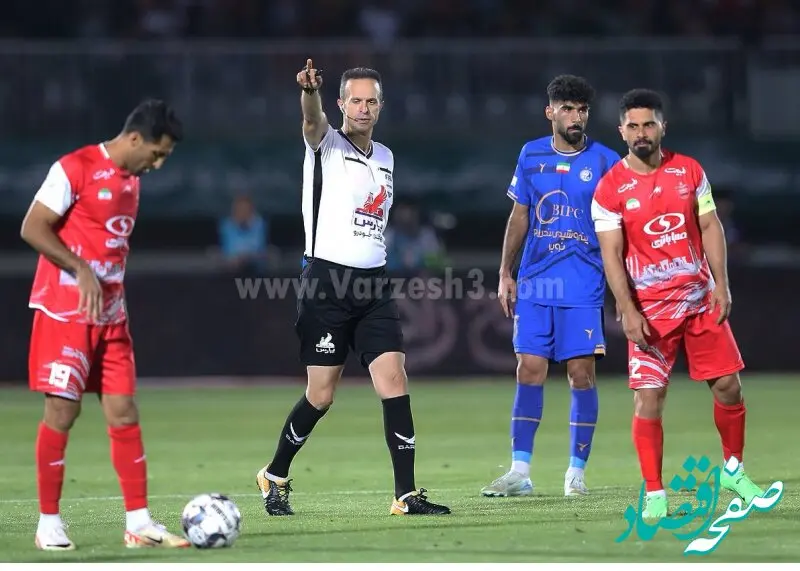 خلاصه بازی استقلال 0 - پرسپولیس 1