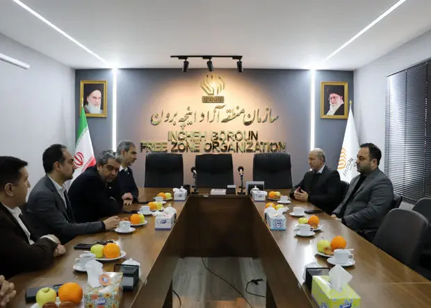 بازدید مدیر شعب بانک قرض‌الحسنه مهر ایران استان گلستان از پروژه‌های منطقه آزاد اینچه‌برون