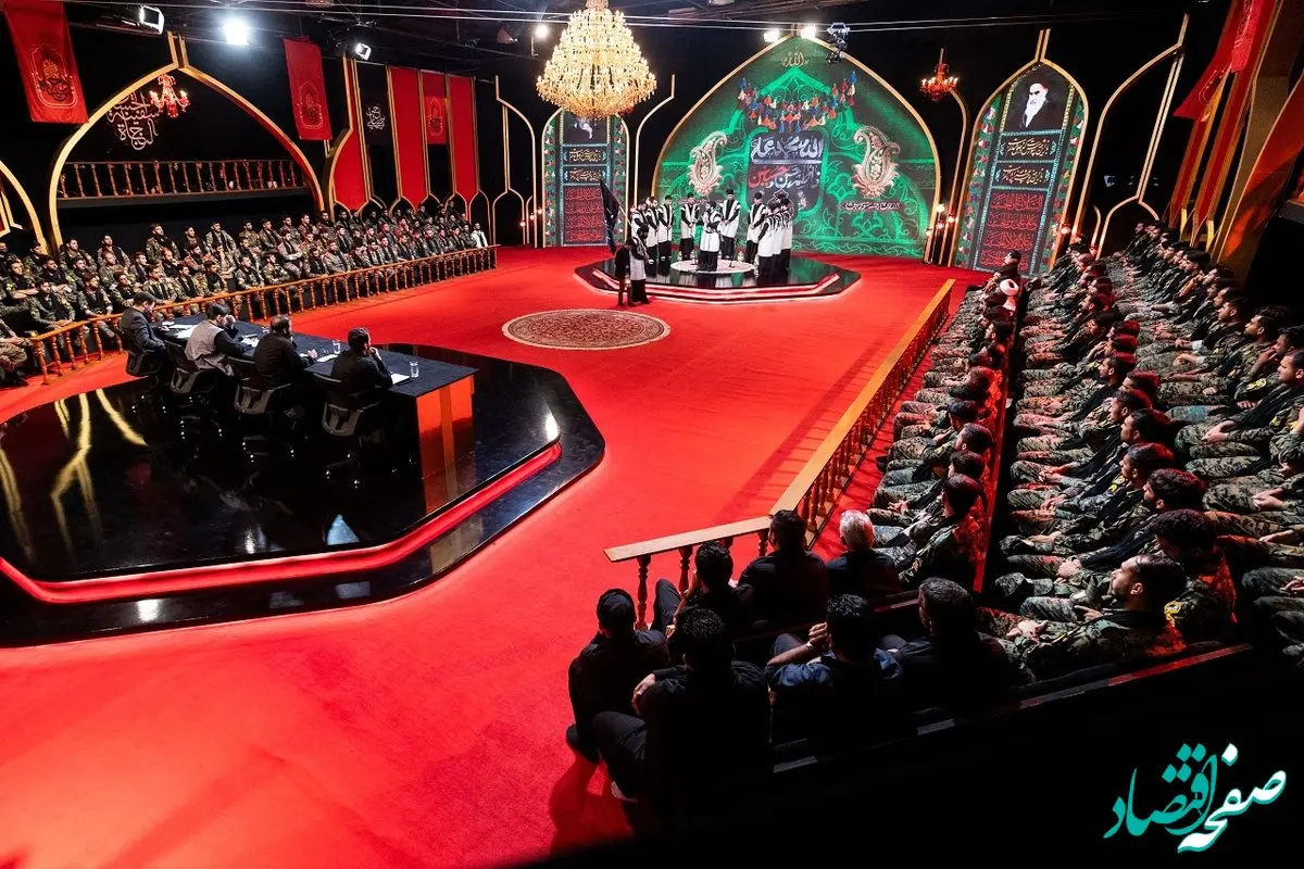 فیلم | مولودی خوانی مداح کوچک به سبک مرحوم موذن زاده اردبیلی در حسینیه معلی