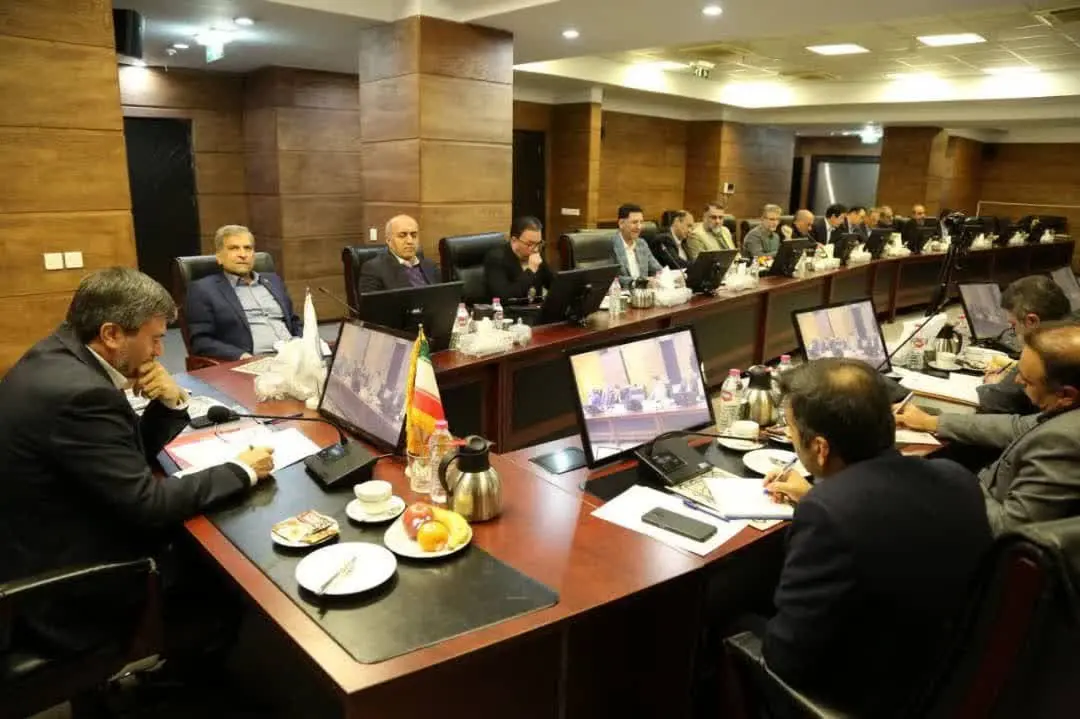 لازمه دستیابی به اهداف بنیادین، چرخش استراتژی است