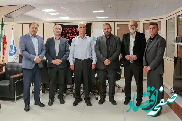 تجلیل از همکار آزاده سرافراز دفاع مقدس منطقه ویژه اقتصادی و فرودگاه بین المللی پیام