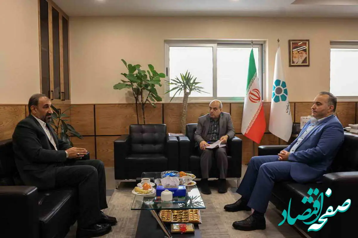 افزایش همکاریهای بانک توسعه تعاون با اتحادیه سراسری تولیدکنندگان فرش دستباف