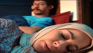 فهیمه با چه سوزی برای بهتاش لالایی می خونه! + فیلم