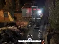 ارسال محموله کمک های انسان دوستانه چادرملو به هموطنان بلوچ