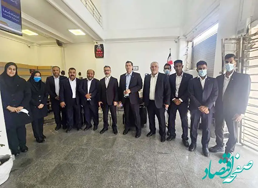 دلجویی و پیگیری مدیریت بانک سینا از وضعیت سلامتی کارکنان شعبه بندر شهید رجایی