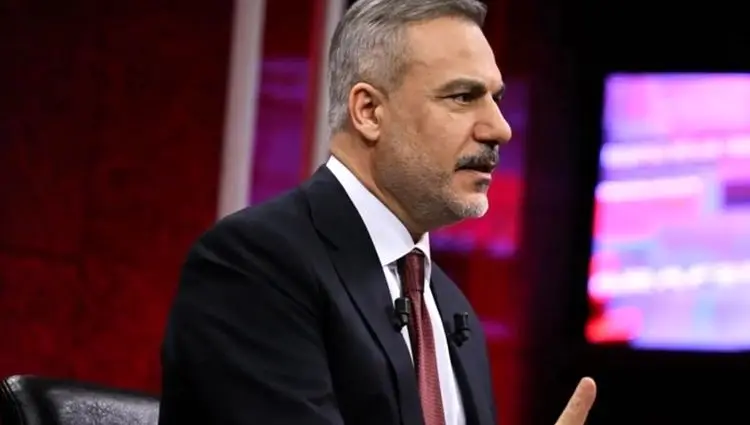 آخرین خبر از احتمال جنگ ایران و آمریکا امروز سه شنبه ۲۱ بهمن ۱۴۰۴ | نشانه‌ای از تهدید فوری جنگ... 