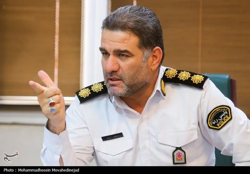 عدم توجه به جلو رانندگان تهرانی علت عمده تصادفات