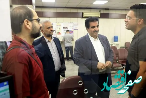 بازدید مدیرعامل بانک رفاه کارگران از شعب این بانک در شهر تهران