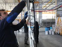 تولید سالانه ۲ هزار تن دکل برق با همراهی بانک کارآفرین
