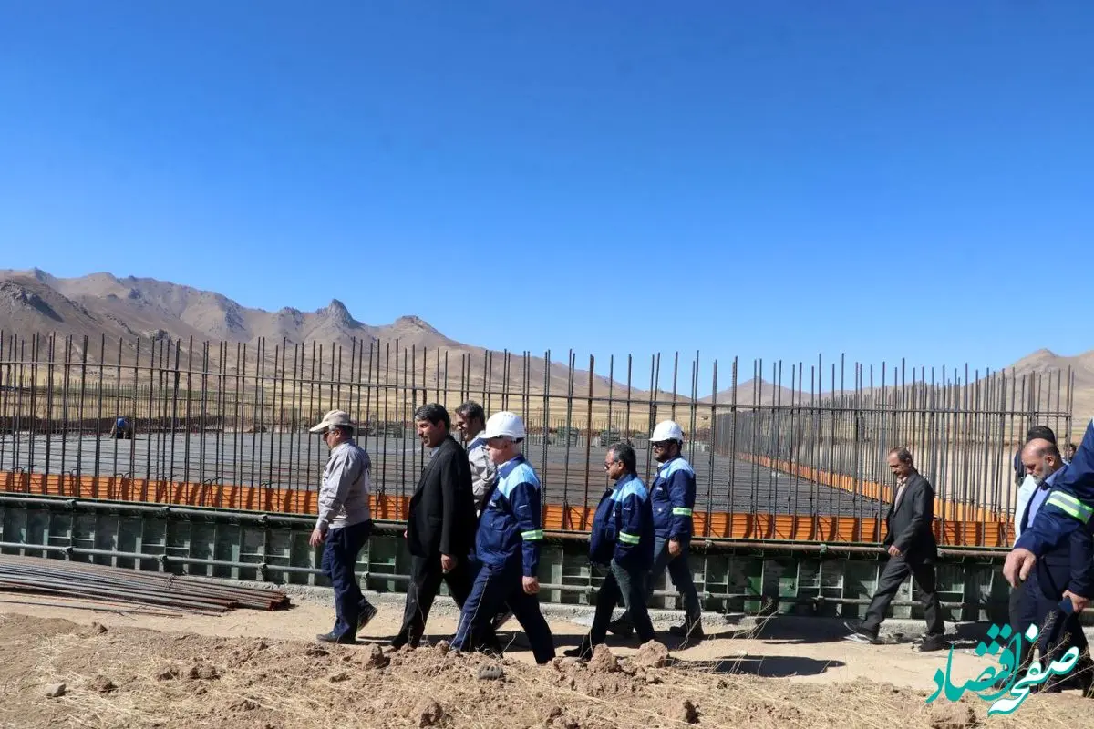 بازدید نماینده مردم قروه و دهگلان از پروژه کنسانتره‌سازی گلالی