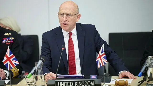 سکوت وزیر دفاع انگلیس از ارائه پاسخ صریح به اقدام احتمالی علیه ایران