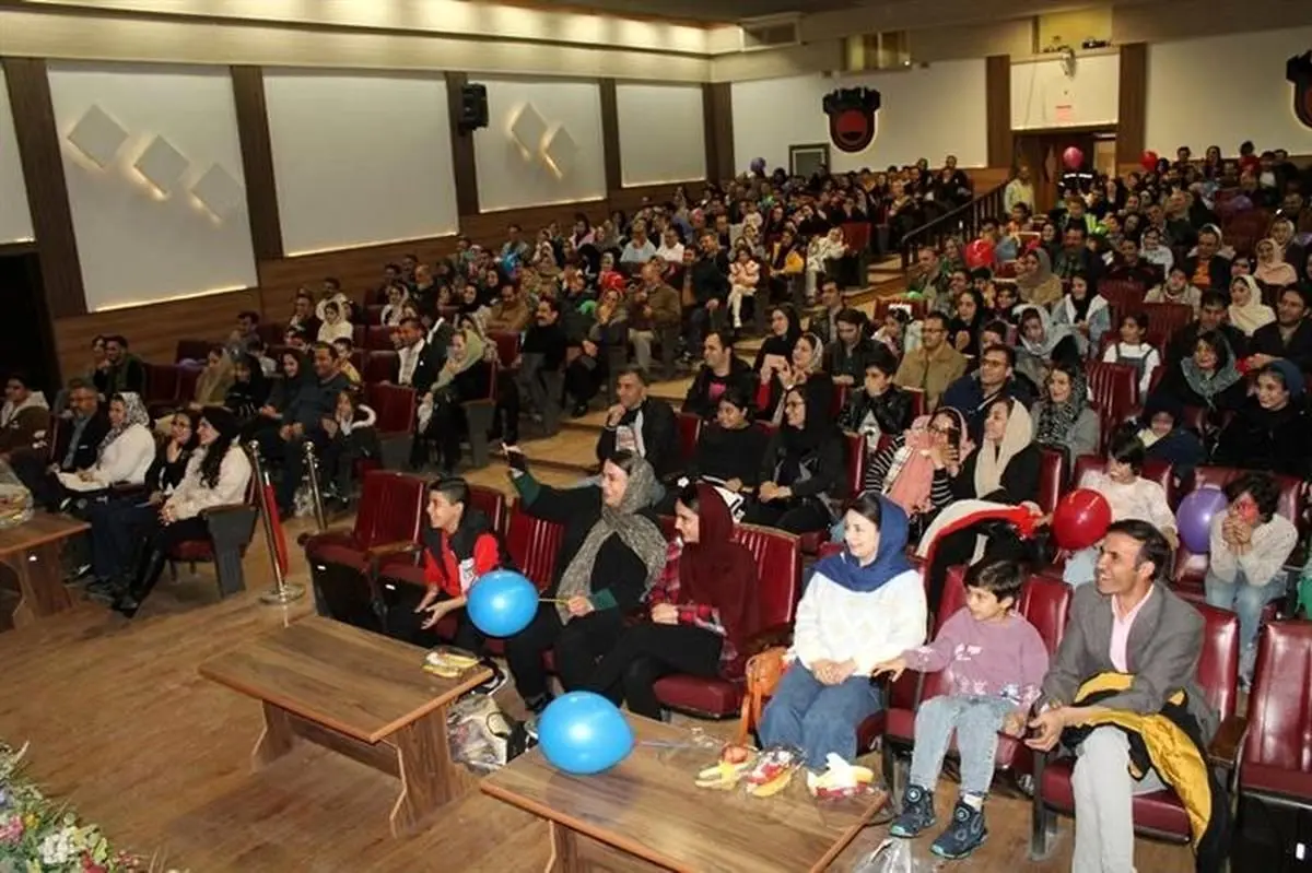 دورهمی خانواده بزرگ ذوبآهن اصفهان به مناسبت سالروز ولادت حضرت علی(ع) و سالروز تاسیس ذوب آهن اصفهان