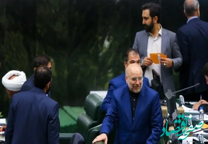 تصویری از چهره شادان قالیباف بعد از پیروزی در انتخابات ریاست مجلس