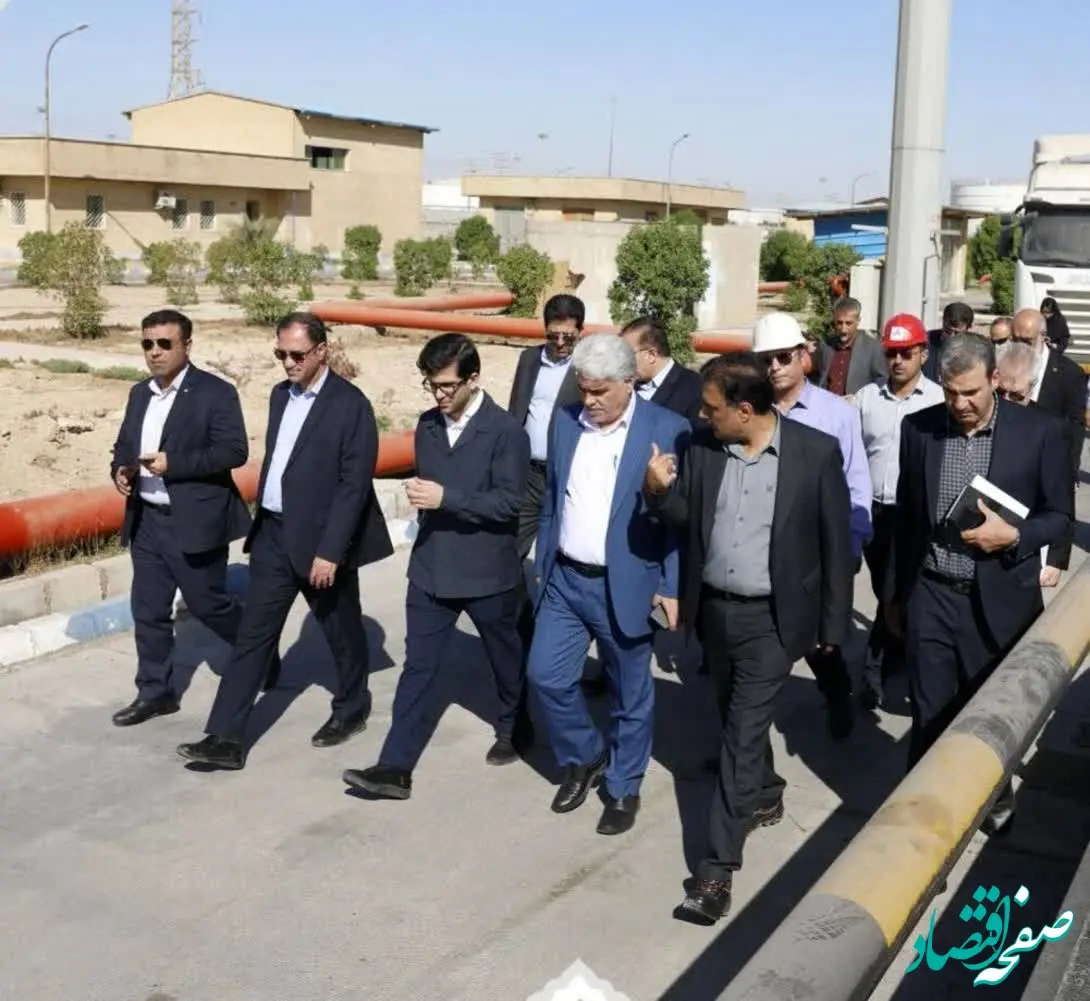معاون وزیر نفت در امور پالایش و پخش وارد منطقه راهبردی خوزستان شد