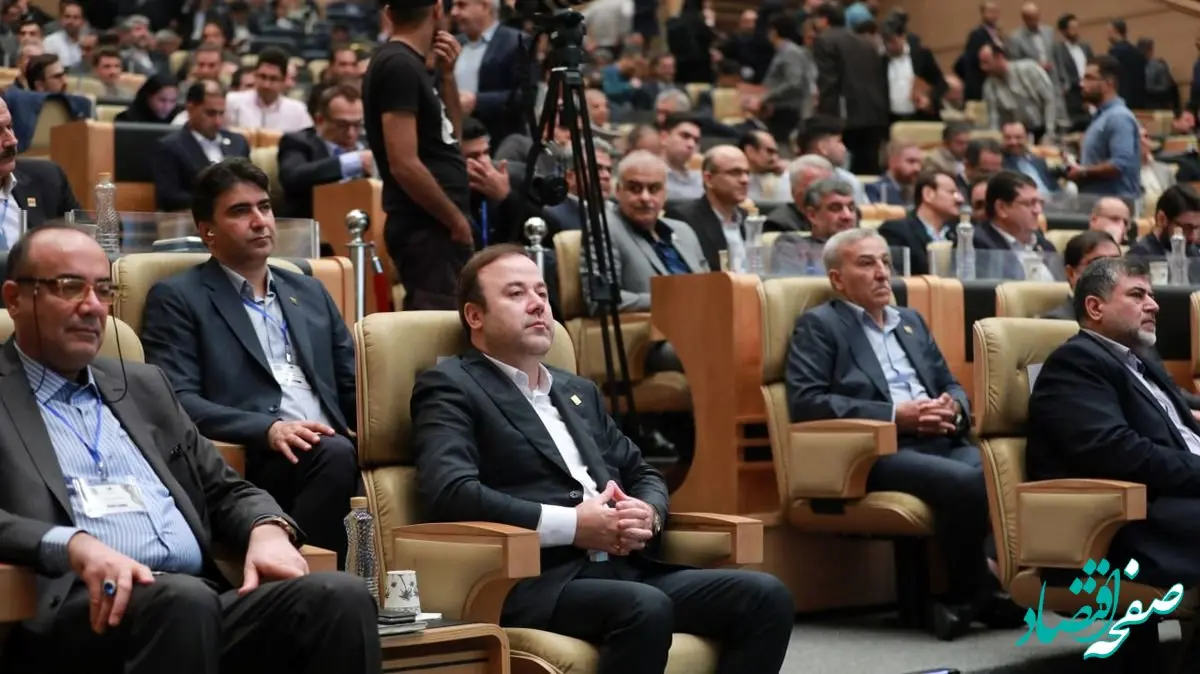 سمپوزیوم فولاد ۴۰۲ کیش با حضور پررنگ فولاد هرمزگان آغاز به کار کرد