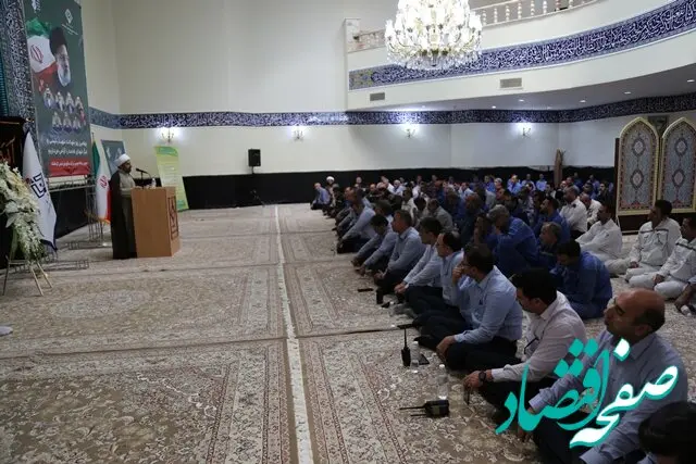 مراسم گرامیداشت چهلم شهدای خدمت در شرکت صنایع پتروشیمی کرمانشاه برگزار شد
