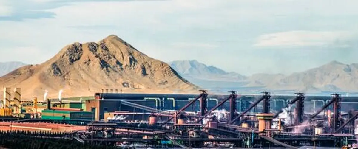 فولاد مبارکه با ثبت چندین رکورد در فروردین، گام اول سال ۱۴۰۴ را محکم برداشت