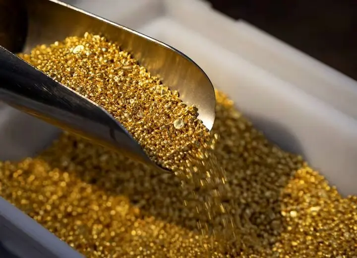 قیمت جهانی طلا امروز ۱۴۰۴/۳/۱۷ چقدر شد؟ 