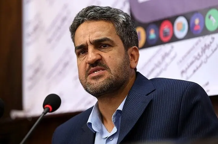 علت اصلی افزایش قیمت دلار چیست؟ | هشدار درباره تثبیت دستوری نرخ ارز