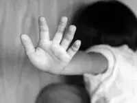 ضرب و شتم وحشیانه دختربچه ۹ ساله سنندجی توسط نامادری + جزئیات و عکس
