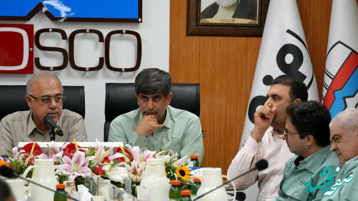 استاندار هرمزگان در جلسه پایش وضعیت شرکت فولاد هرمزگان: استانداری تمام‌قد در خدمت توسعه و تکمیل زنجیره فولاد است