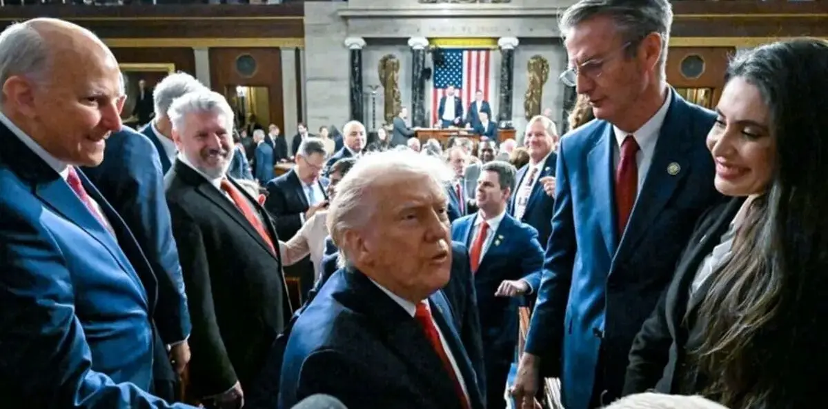 اخبار لحظه به لحظه از احتمال جنگ ایران و آمریکا امروز پنجشنبه ۷ اسفند ۱۴۰۴ | ترامپ... را برای جنگ با ایران آماده می‌کند