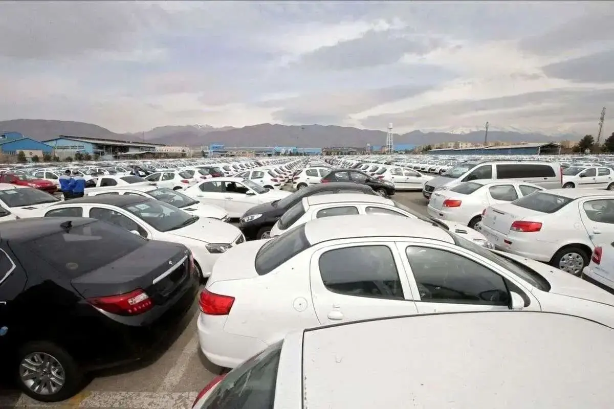 جدول قیمت خودروهای سایپا و ایران خودرو امروز ۲۷ فروردین ۱۴۰۴ | قیمت ماشین ایرانی گران شد!