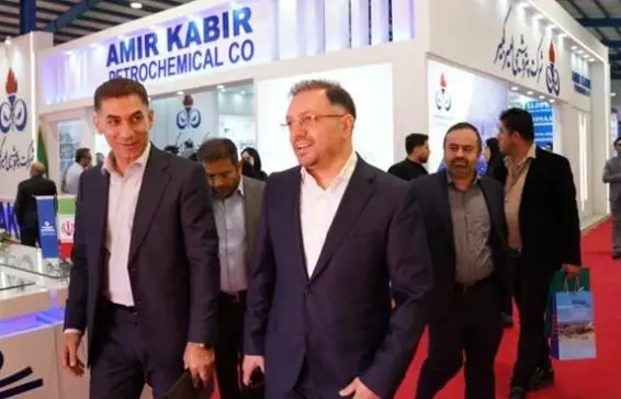 توسعه همکاری‌های فنی و تجاری پتروشیمی امیرکبیر در پترواکس۲۰۲۵