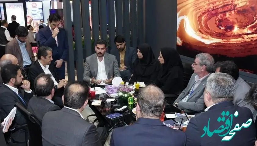 تاکید احمدنیا رئیس اطلاع رسانی شورای اطلاع رسانی دولت بر تقویت ساختار روابط عمومی ها