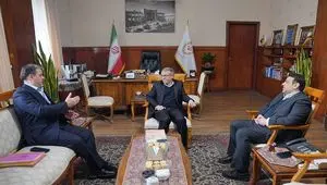 واگذاری ۷۰ همت دارایی مازاد؛ بانک ملی ایران الگوی موفق در خروج از بنگاه‌داری و حمایت از تولید/ حمایت از تولید و اشتغال گامی در جهت توسعه اقتصادی کشور