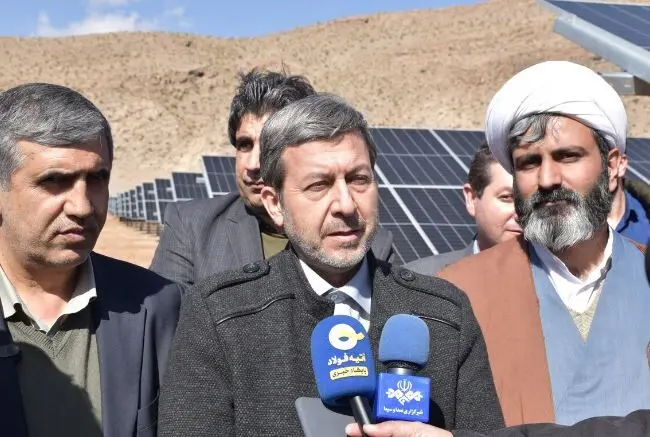 عزم فولادمبارکه برای توسعه هزار مگاوات انرژی خورشیدی در اصفهان