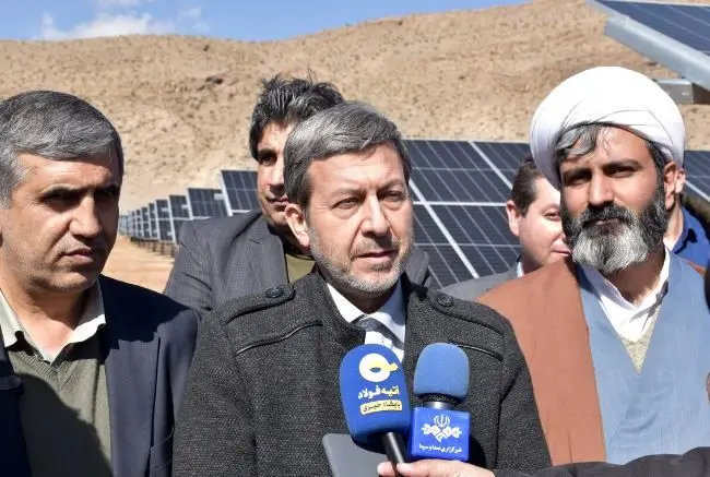 عزم فولادمبارکه برای توسعه هزار مگاوات انرژی خورشیدی در اصفهان