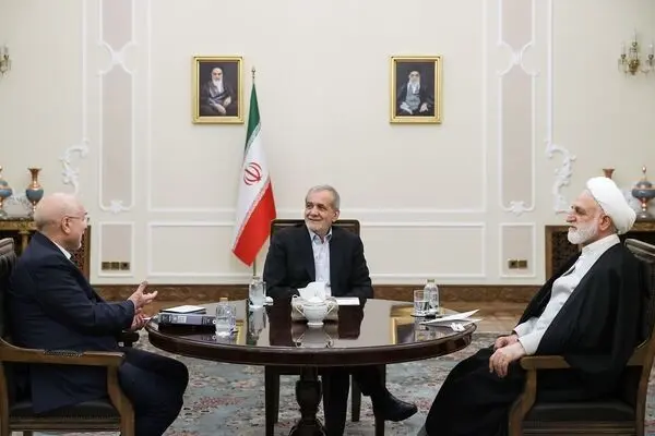 تأکید سران سه قوه بر تحکیم وحدت ملی و صیانت از اقتدار ایران
