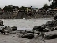 سیل و رانش زمین در هند و نپال چند کشته بر جا گذاشت؟ 