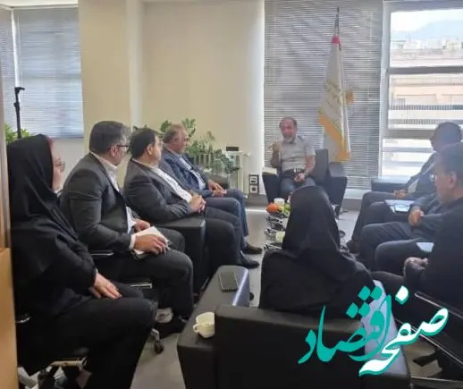 رایزنی‌های گسترده برای رونق تولید در اصفهان؛ گفتگوی مدیر بانک صنعت و معدن با نمایندگان مجلس، صمت و صنعتگران