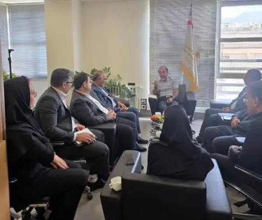 رایزنی‌های گسترده برای رونق تولید در اصفهان؛ گفتگوی مدیر بانک صنعت و معدن با نمایندگان مجلس، صمت و صنعتگران