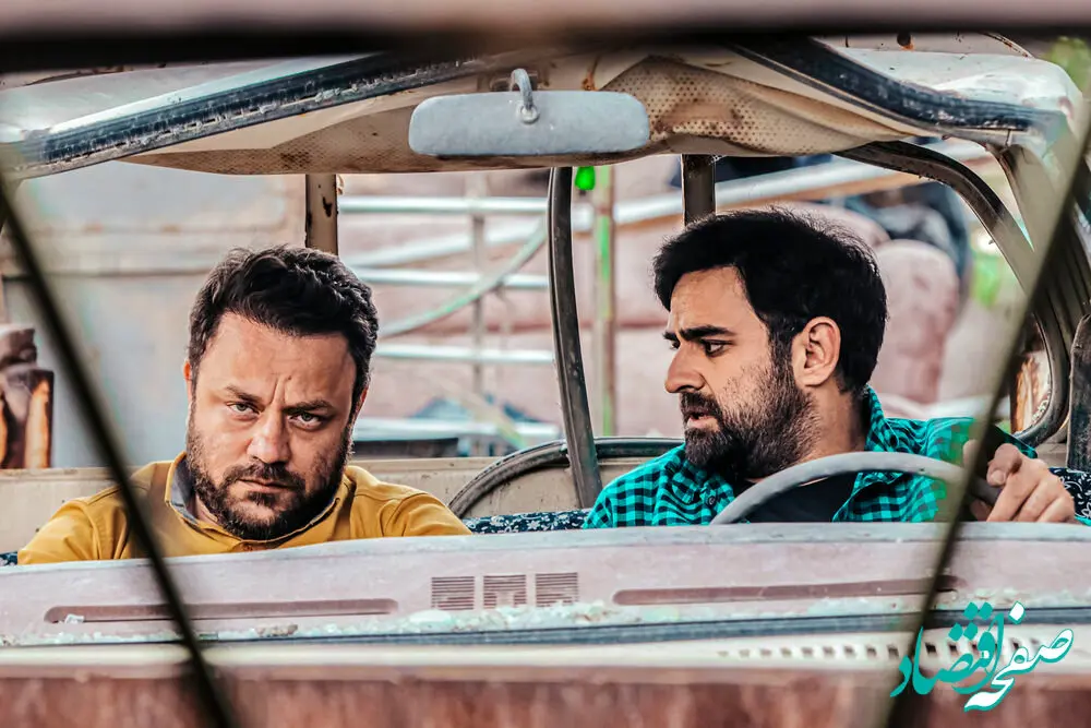 زمان پخش و تکرار سریال بیست کوئید از شبکه سه