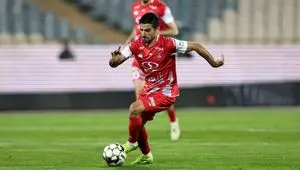سرنوشت مبهم میلاد محمدی در پرسپولیس؛ هاشمیان به دنبال جایگزین برای دفاع چپ!
