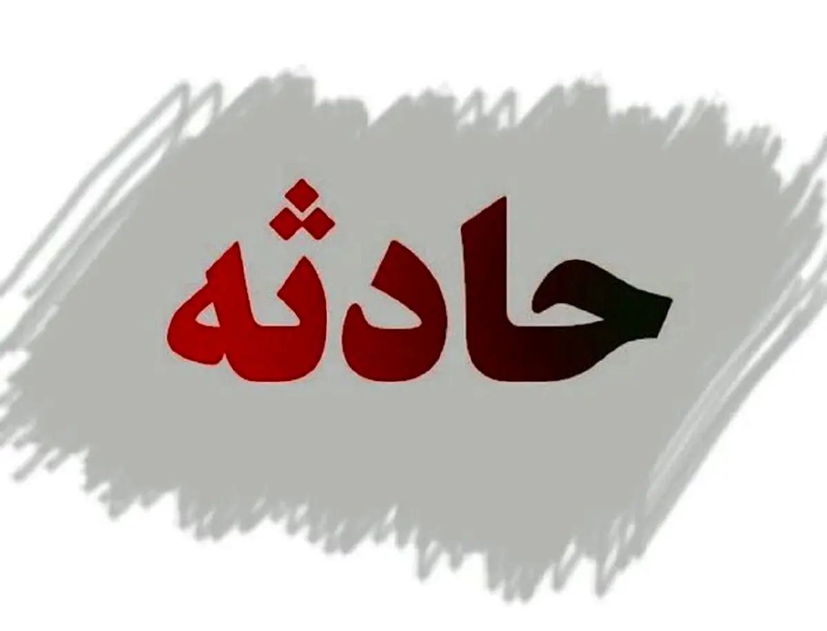 خسارات سنگین پس از برخورد اتوبوس با ساختمان+ عکس