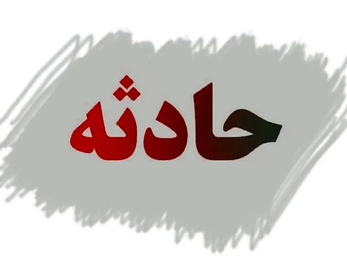 خسارات سنگین پس از برخورد اتوبوس با ساختمان+ عکس